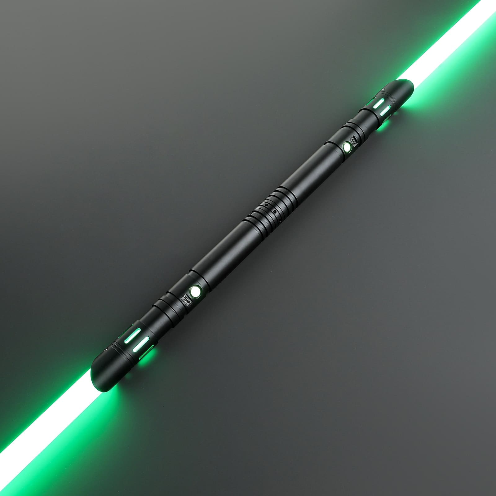 Master / Durasaber
Doppelklingen-Lichtschwert – Bild 4