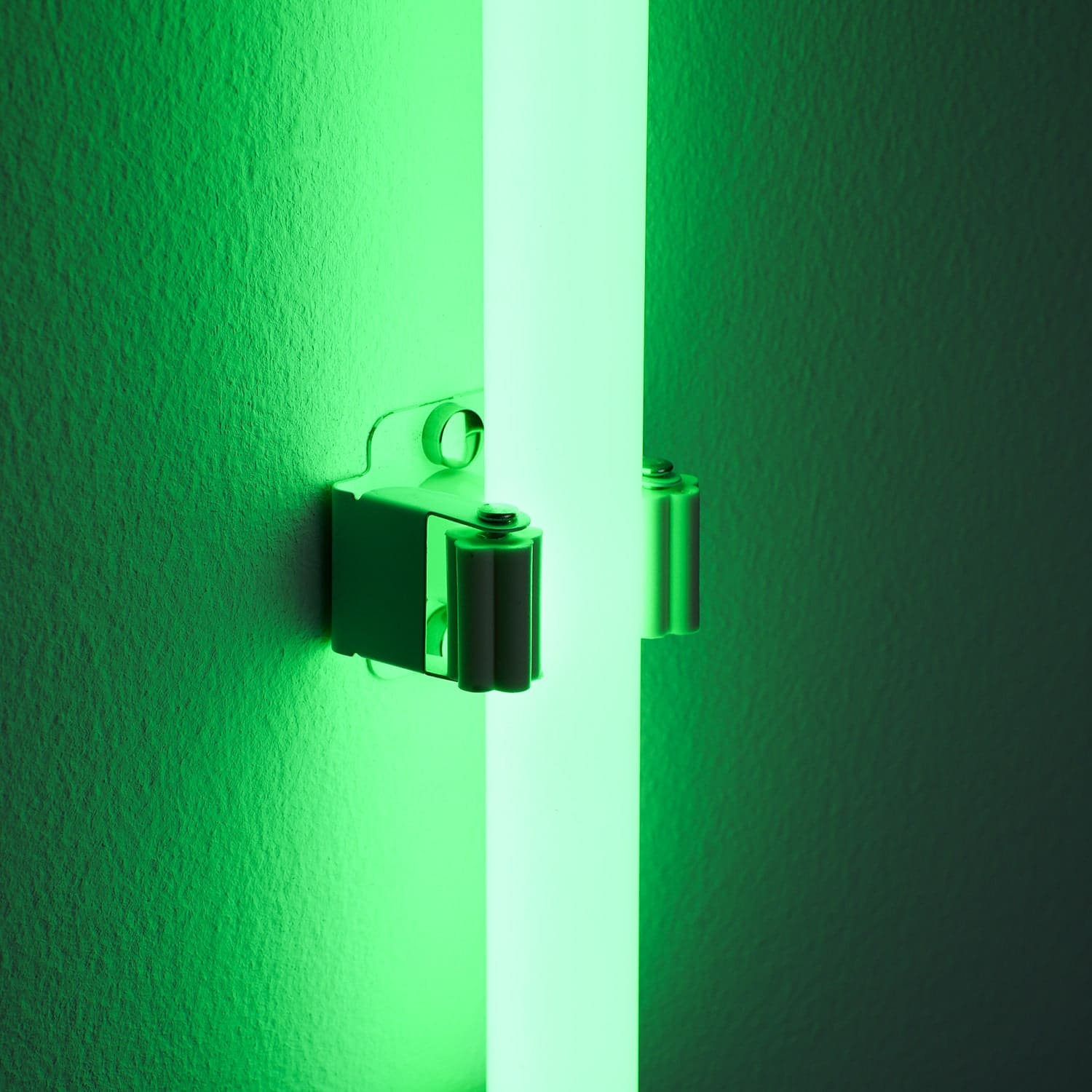 Wandhalterung für Lichtschwerter | Mit Clip | Vertikal – Bild 4